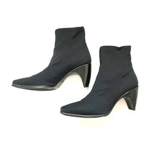 Stuart Weitzman Black boots Goretex fabric sz 7